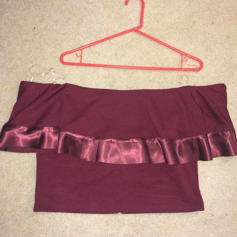 Maroon off the shoulder crop